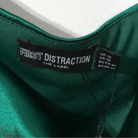 First Distraction the Label Statement Mini Dress - Picture 4 of 7